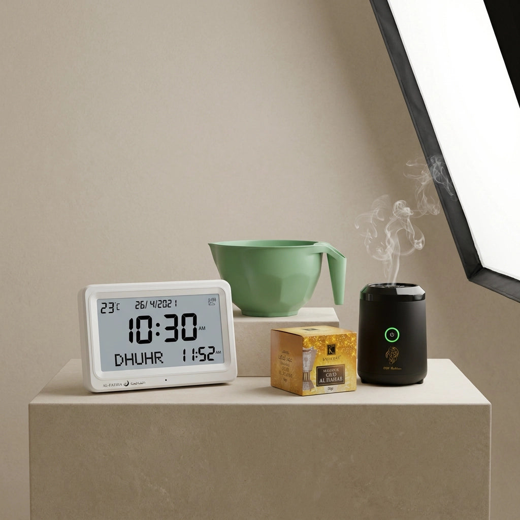 Coffret maison bénie comprenant un diffuseur de oud une horloge adhan, une boite de oud et un mudd du prophète sws