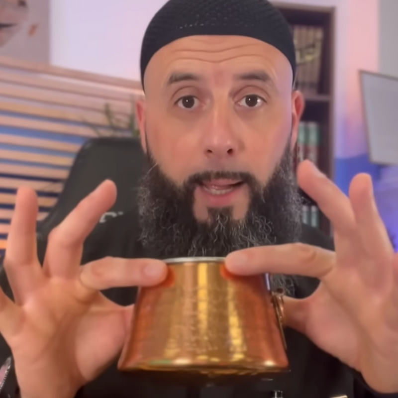 photo d'Oustadh Eric Younous expliquant à quoi sert le Mudd